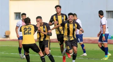 المقاولون العرب يعود إلى الدوري الممتاز بعد انتصاره على السكة وتصدره جدول دوري المحترفين.