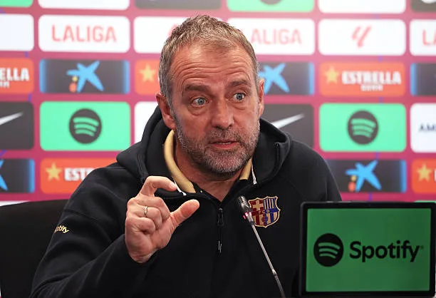 فليك بعد الفوز على ريال مدريد: الأداء الجماعي والحماس حسموا المواجهة فليك بعد الفوز على ريال مدريد: الأداء الجماعي والحماس حسموا المواجهة