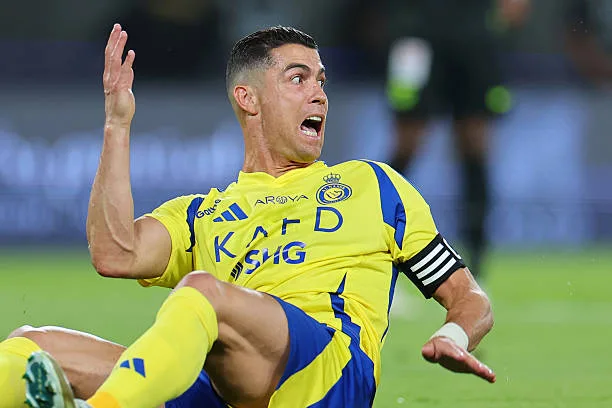 رونالدو يغيب عن النصر بسبب الإصابة رونالدو يغيب عن النصر بسبب الإصابة