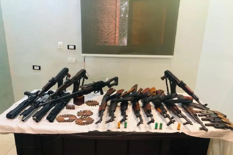 الداخلية تحقق في 417 قضية مخدرات وضبط 231 قطعة سلاح خلال حملاتها خلال يوم واحد