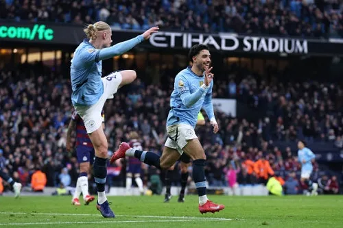 مرموش يتصدر قائمة مانشستر سيتي للمشاركة في بطولة كأس العالم للأندية 2025 مرموش يتصدر قائمة مانشستر سيتي للمشاركة في بطولة كأس العالم للأندية 2025