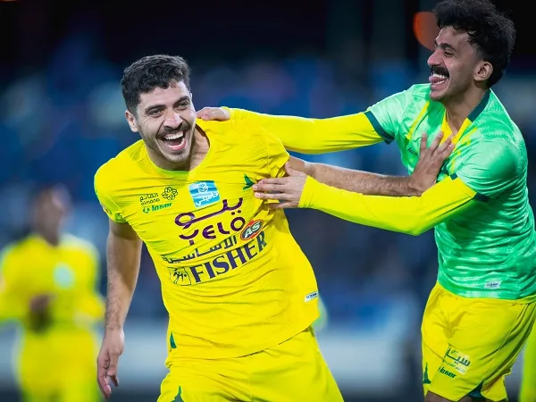 بمساهمة محمد شريف.. الخليج يتفوق على العروبة في الدوري السعودي