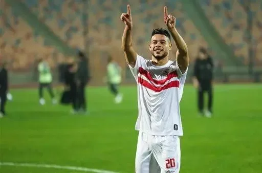 الزمالك يرسل دونجا إلى المستشفى بعد تعرضه للإصابة في مباراة فاركو الزمالك يرسل دونجا إلى المستشفى بعد تعرضه للإصابة في مباراة فاركو