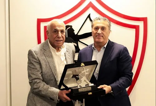 «أتمنى تدريب بيراميدز».. تصريحات نارية من بيسيرو بعد رحيله عن الزمالك «أتمنى تدريب بيراميدز».. تصريحات نارية من بيسيرو بعد رحيله عن الزمالك