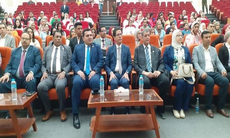 "الثورة الصناعية الخامسة بين النظرية والتطبيق".. ندوة بجامعة بنها "الثورة الصناعية الخامسة بين النظرية والتطبيق".. ندوة بجامعة بنها