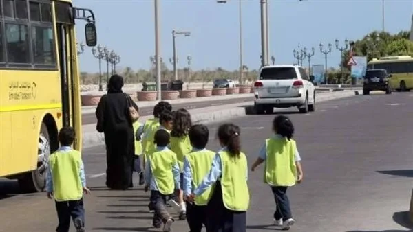 "مشرفة باص" بمدرسة فى المقطم تضرب 4 أطفال بجزع شجرة «القصة كاملة» "مشرفة باص" بمدرسة فى المقطم تضرب 4 أطفال بجزع شجرة «القصة كاملة»