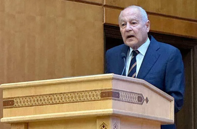 أحمد أبو الغيط: الثقافة العربية حاضرة.. والسلاح الإسرائيلي لن يغير معالم الشرق الأوسط أحمد أبو الغيط: الثقافة العربية حاضرة.. والسلاح الإسرائيلي لن يغير معالم الشرق الأوسط