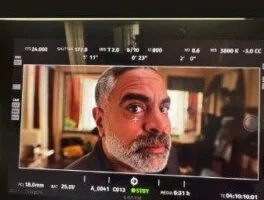 آسر ياسين ينشر صورة من كواليس «إن غاب القط» لـ محمد شاهين