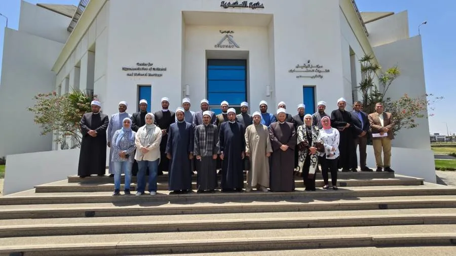 أئمة الأوقاف في زيارة لفرع مكتبة الإسكندرية في القرية الذكية أئمة الأوقاف في زيارة لفرع مكتبة الإسكندرية في القرية الذكية