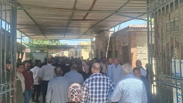 أبرز مشاهد تشييع جنازة الفنان نعيم عيسي من الإسكندرية «صور» أبرز مشاهد تشييع جنازة الفنان نعيم عيسي من الإسكندرية «صور»
