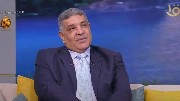أبو الهول: ضربات أمريكية موجعة للحوثيين وتدمير لميناء الحديدة ومطار صنعاء أبو الهول: ضربات أمريكية موجعة للحوثيين وتدمير لميناء الحديدة ومطار صنعاء