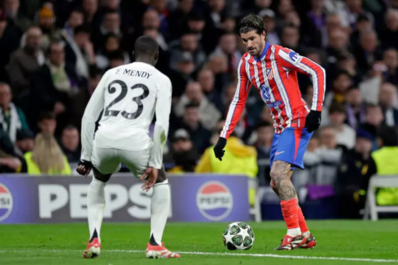 أتلتيكو مدريد يسمح برحيل دي بول أتلتيكو مدريد يسمح برحيل دي بول