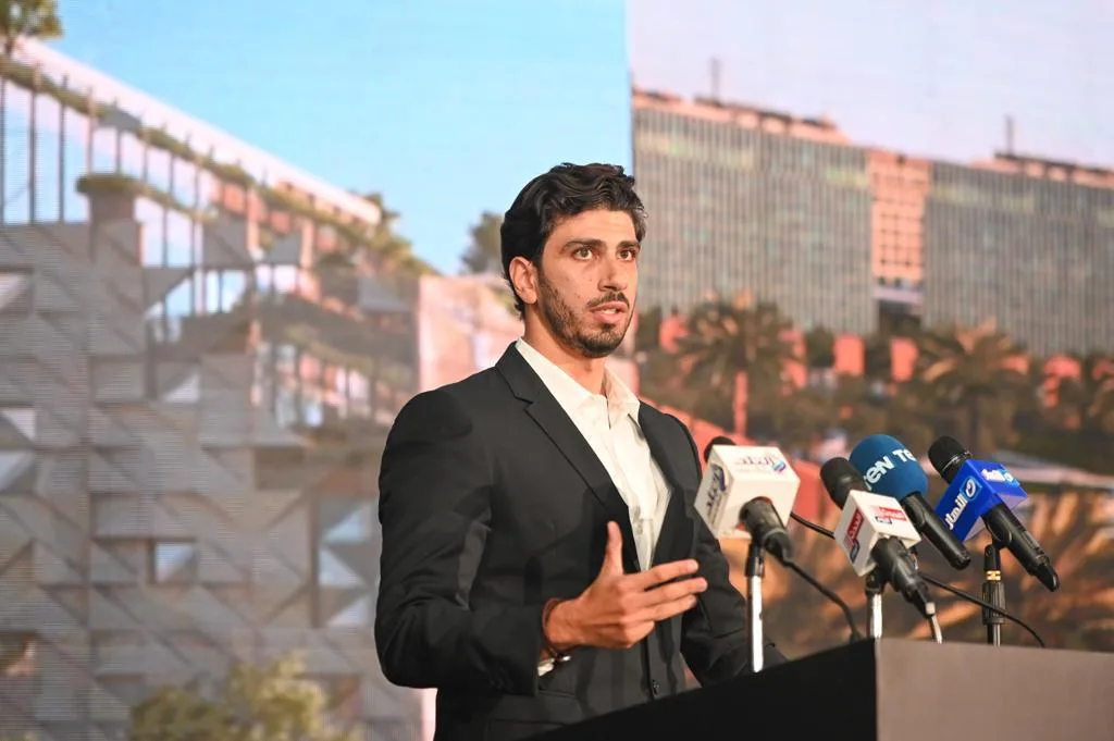 أحمد عاشور: اكتمال أكثر من 60% من الأعمال الخارجية لمشروع أرك بلان Il Cuore Verde
