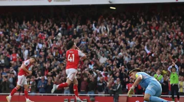 أرسنال يتغلب على نيوكاسل يونايتد 1-0 ويؤمن المركز الثاني في الدوري الإنجليزي الممتاز لكرة القدم.