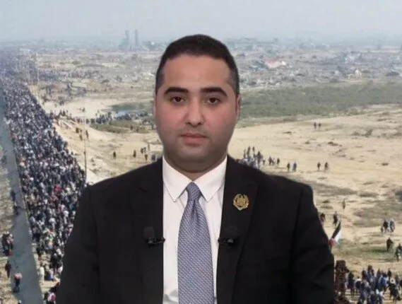 أستاذ قانون دولي: البيان الثلاثي يمثل نقلة تاريخية في موقف الغرب.. والحاجة ملحة للعقوبات الفورية أستاذ قانون دولي: البيان الثلاثي يمثل نقلة تاريخية في موقف الغرب.. والحاجة ملحة للعقوبات الفورية