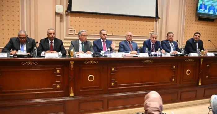 أستاذ قانون مدني: زيادة القيمة الإيجارية يجب ربطها بالضريبة وفق معيار محدد أستاذ قانون مدني: زيادة القيمة الإيجارية يجب ربطها بالضريبة وفق معيار محدد