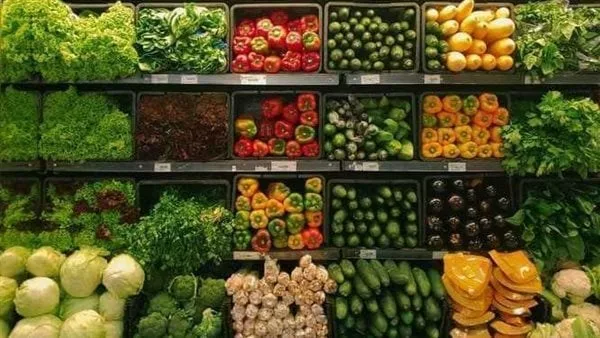 أسعار الخضراوات الطازجة "جملة" في سوق العبور السبت 10 مايو 2025