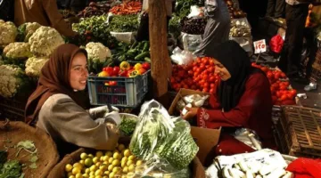 أسعار اليوم للخضروات والفواكه في سوق العبور بتاريخ الثلاثاء 13 مايو 2025