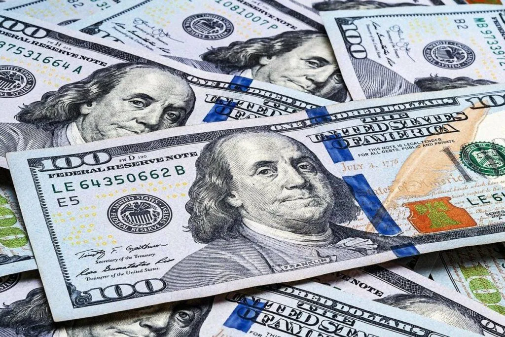 أسعار الدولار الأمريكي في البنوك المصرية اليوم السبت