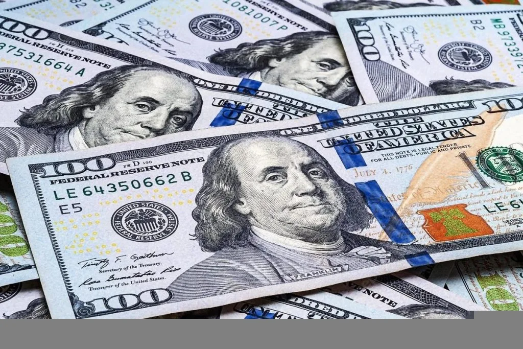أسعار الدولار لدى البنوك اليوم تصل إلى 50.41 جنيه