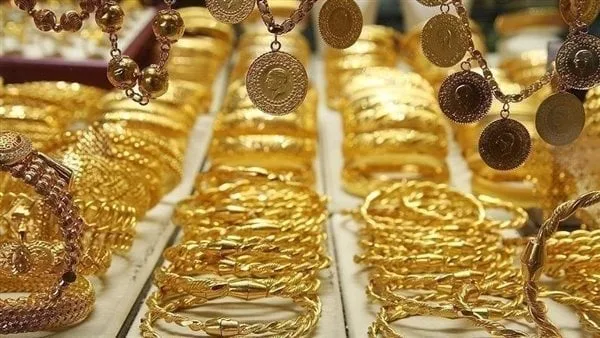 أسعار الذهب اليوم الإثنين 5 مايو 2025 بالدولار والجنيه المصري