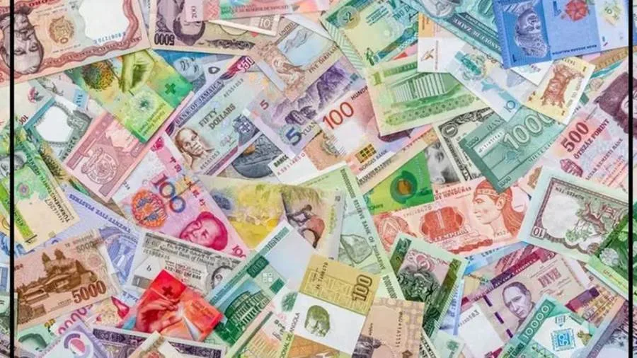 أسعار العملات اليوم الثلاثاء: انخفاض لليورو والجنيه الإسترليني والريال السعودي أسعار العملات اليوم الثلاثاء: انخفاض لليورو والجنيه الإسترليني والريال السعودي
