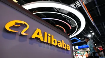 أسهم “علي بابا” تنخفض 4.8% نتيجة ضغوط أمريكية على اتفاقية الذكاء الاصطناعي مع “أبل”