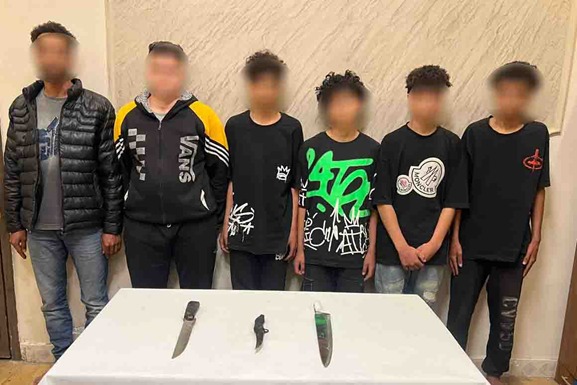 أشهروا الاسلحة من السيارة.. القبض على مرتكبى واقعة الفيديو المثير | شاهد أشهروا الاسلحة من السيارة.. القبض على مرتكبى واقعة الفيديو المثير | شاهد
