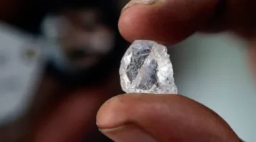 أكبر مزود للألماس في سيراليون يغلق منشآته مما يثير قلقًا بشأن نقص الإمدادات عالمياً