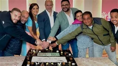 أكرم حسني يتحدث عن فيلم “زوجة رجل مهم”: زوج ياسمين عبد العزيز ويؤكد استئناف التصوير قريبًا.