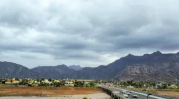 أمطار قوية ورياح شديدة على نجران