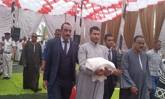 أمن الفيوم ينجح في إنهاء خصومة ثأرية بين عائلتي «شلوف» و«فاوي» بمركز الشواشنة أمن الفيوم ينجح في إنهاء خصومة ثأرية بين عائلتي «شلوف» و«فاوي» بمركز الشواشنة