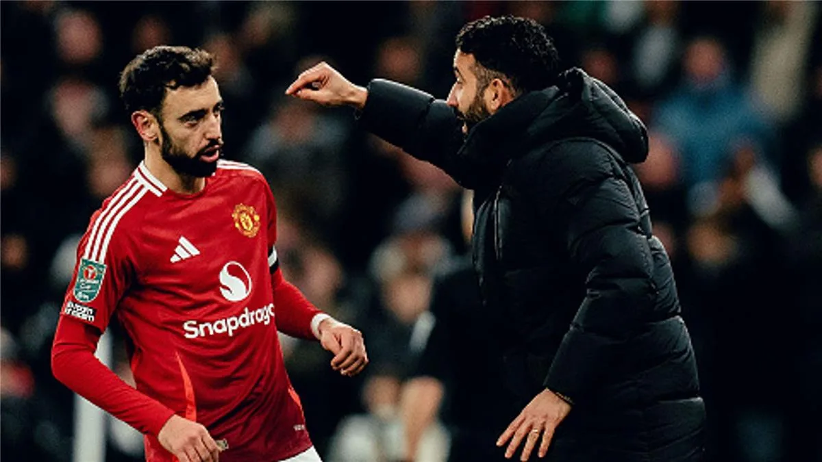 أموريم يعلق على عرض الهلال للتعاقد مع برونو فرنانديز من مانشستر يونايتد أموريم يعلق على عرض الهلال للتعاقد مع برونو فرنانديز من مانشستر يونايتد