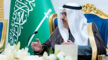 أمير الباحة يستعرض أعمال لجنة التسوية العائلية في المنطقة