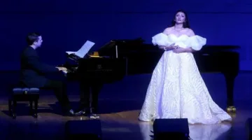 أميرة سليم تقدم عرضها الأول في دار الأوبرا بالعاصمة الإدارية.