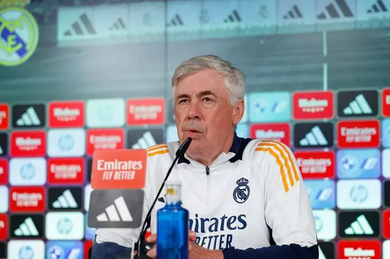 أنشيلوتي: لا أملك توصيات لتشافي.. وريال مدريد دائماً يعتز بي أنشيلوتي: لا أملك توصيات لتشافي.. وريال مدريد دائماً يعتز بي