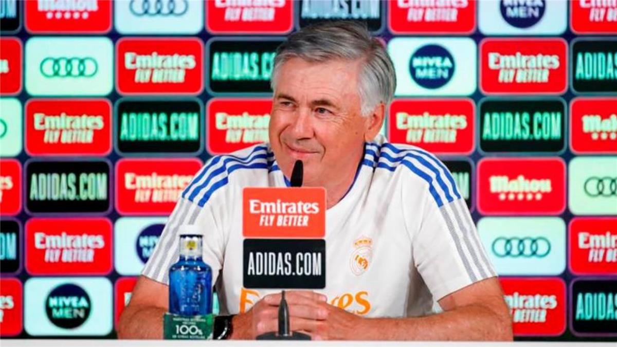 أنشيلوتي يراوغ بشأن مستقبله مع ريال مدريد.. ويؤكد: الدوري الإسباني هدفنا أنشيلوتي يراوغ بشأن مستقبله مع ريال مدريد.. ويؤكد: الدوري الإسباني هدفنا