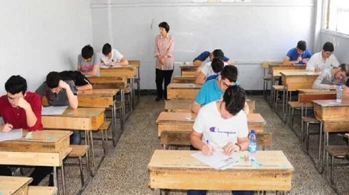 أنظمة جديدة وسابقة: الجدول الزمني لامتحانات الثانوية العامة 2025 للفرعين العلمي والأدبي أنظمة جديدة وسابقة: الجدول الزمني لامتحانات الثانوية العامة 2025 للفرعين العلمي والأدبي
