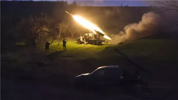 أوكرانيا: مقتل شخصين وإصابة 15 أخرين في هجوم روسي أوكرانيا: مقتل شخصين وإصابة 15 أخرين في هجوم روسي