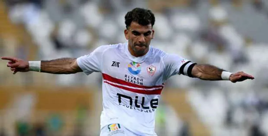 وصول المستشار أشرف عبد العزيز لحضور جلسة التحقيق مع زيزو في الزمالك وصول المستشار أشرف عبد العزيز لحضور جلسة التحقيق مع زيزو في الزمالك