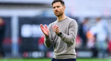 أول رد فعل من ألونسو بعد تعيينه مدربًا لريال مدريد