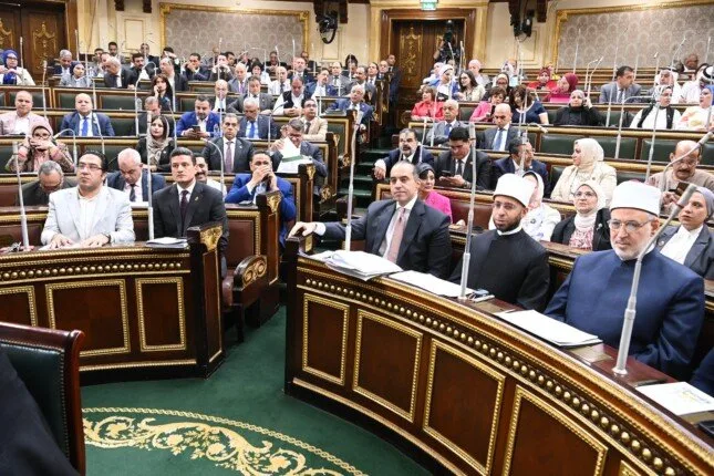 بدء الجلسة العامة لمجلس النواب لمناقشة تعديل قانون الانتخابات بدء الجلسة العامة لمجلس النواب لمناقشة تعديل قانون الانتخابات