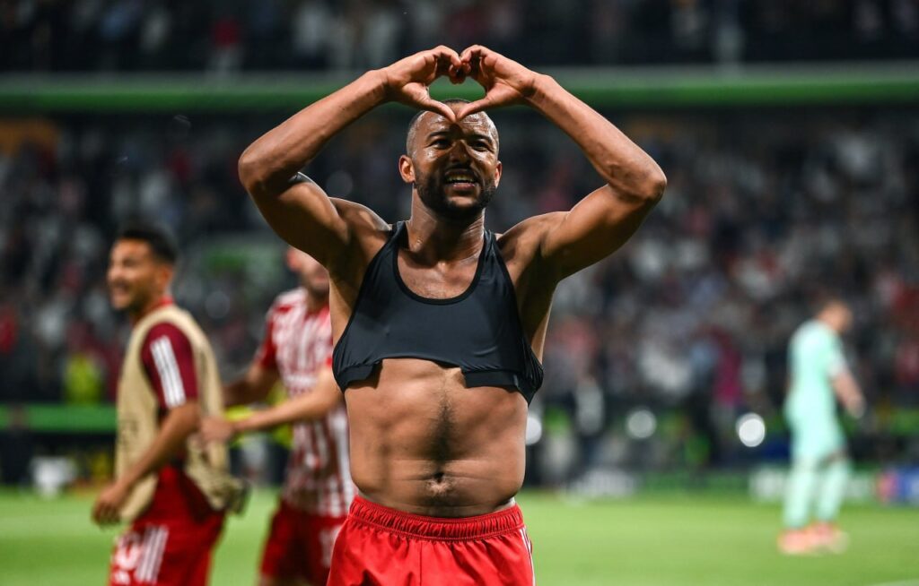 أيوب الكعبي يُشعل نار التنافس على لقب هدّاف الدوري اليوناني أيوب الكعبي يُشعل نار التنافس على لقب هدّاف الدوري اليوناني