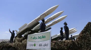 إثر صواريخ “أنصار الله”.. شركات طيران دولية تواصل تعليق رحلاتها لإسرائيل وتزايد مخاوف من ارتفاع الأسعار والخسائر بسبب التهديدات
