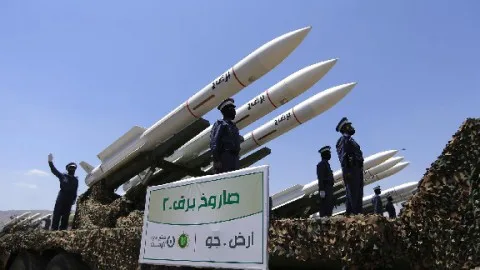 إثر صواريخ “أنصار الله”.. شركات طيران دولية تواصل تعليق رحلاتها لإسرائيل وتزايد مخاوف من ارتفاع الأسعار والخسائر بسبب التهديدات إثر صواريخ “أنصار الله”.. شركات طيران دولية تواصل تعليق رحلاتها لإسرائيل وتزايد مخاوف من ارتفاع الأسعار والخسائر بسبب التهديدات