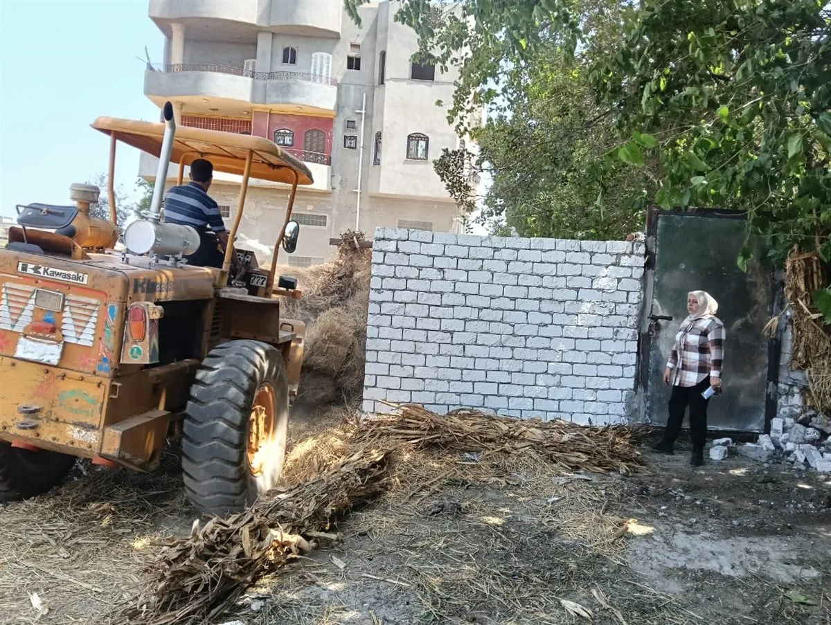 إجراءات حاسمة ضد مخالفات البناء في الدقهلية.. المحافظ يوجه بإزالة التعديات على الفور إجراءات حاسمة ضد مخالفات البناء في الدقهلية.. المحافظ يوجه بإزالة التعديات على الفور