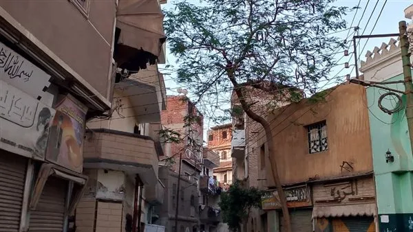 إخلاء منزل آيل للسقوط بمدينة طوخ حفاظًا على سلامة المواطنين إخلاء منزل آيل للسقوط بمدينة طوخ حفاظًا على سلامة المواطنين