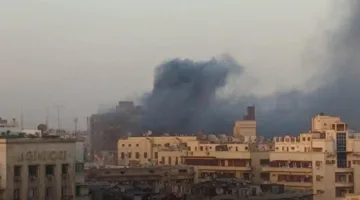 إخماد حريق أعلى سطح عقار بوسط البلد دون وقوع إصابات