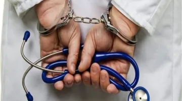 إدّوله حقنة غلط.. المشدد 7 سنوات لمالك صيدلية وعاملين بها لتسببهم في وفاة شخص بالقاهرة 