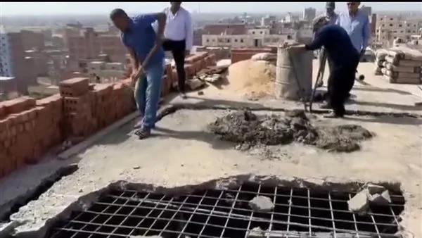 إزالة فورية لسقف مخالف بالدور 11 بعزب شبرا كتات بدمنهور إزالة فورية لسقف مخالف بالدور 11 بعزب شبرا كتات بدمنهور